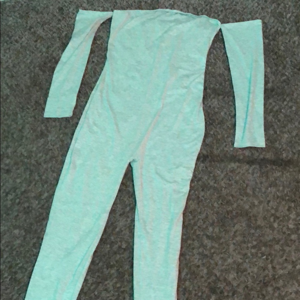 Grey solid colored jumpsuit - Picture 2 of 3